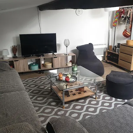 Homestay Grande Chambre Avec Tv Fibre 5g , Lumineuse Et Confortable